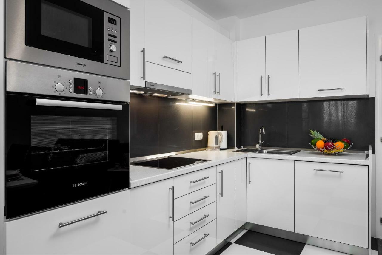 Lotus Apartman Сплит Екстериор снимка