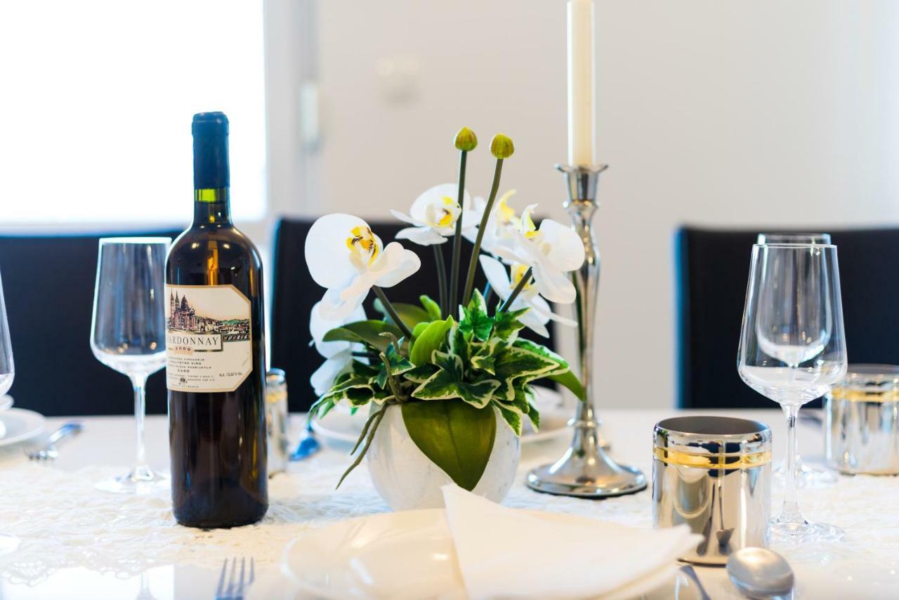 Lotus Apartman Сплит Екстериор снимка
